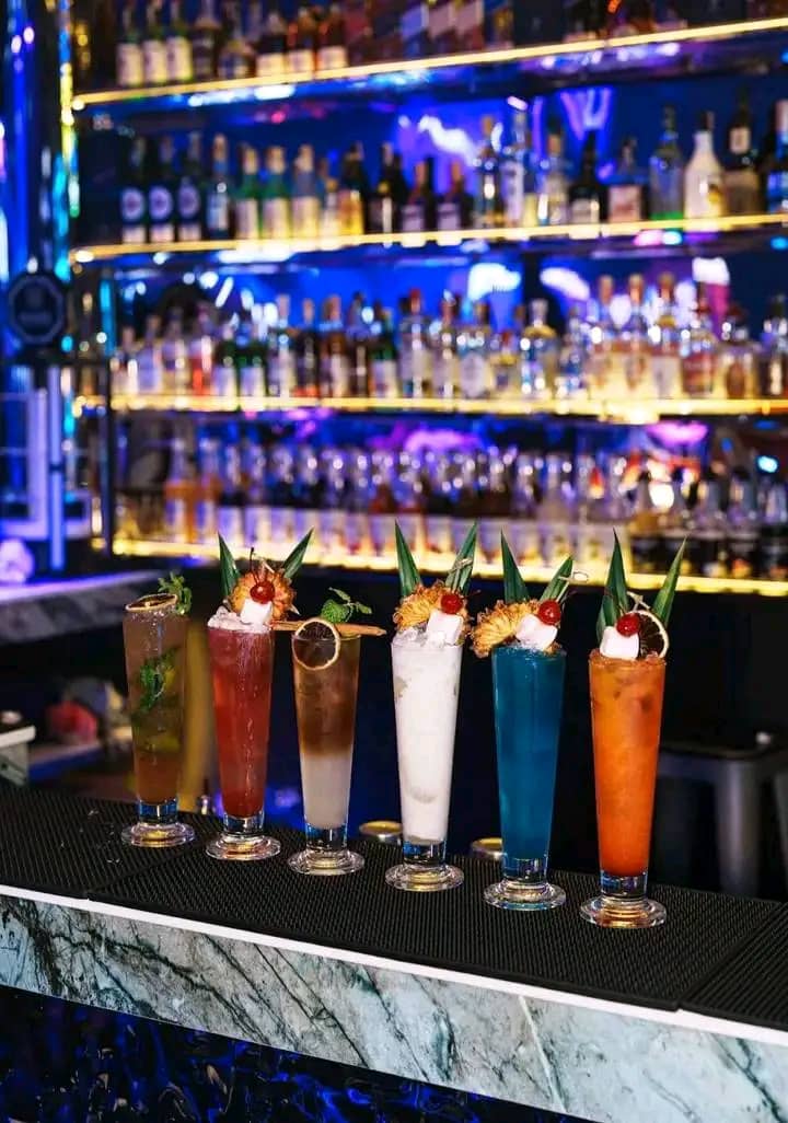 Arabe Empire Bar – The Art of Cocktails, the Taste of Prestige