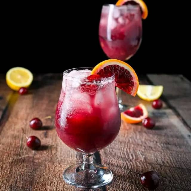 cocktails & cocktails
