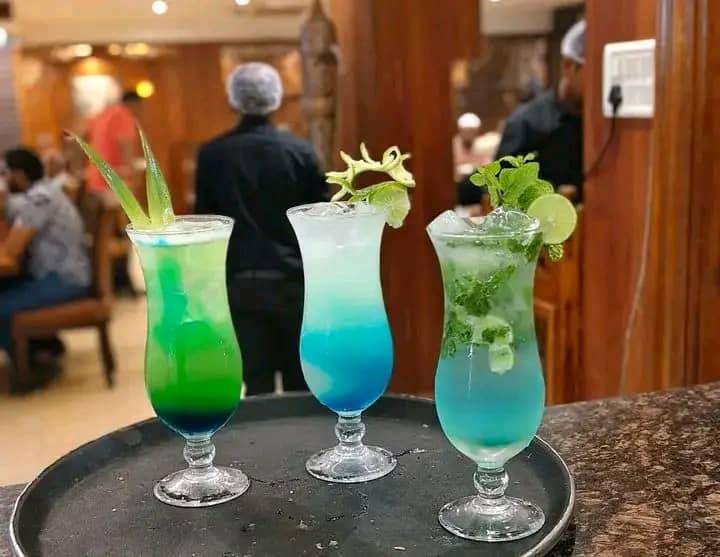 cocktails & cocktails
