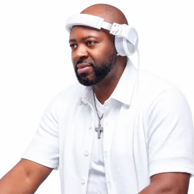 DJ ADAM